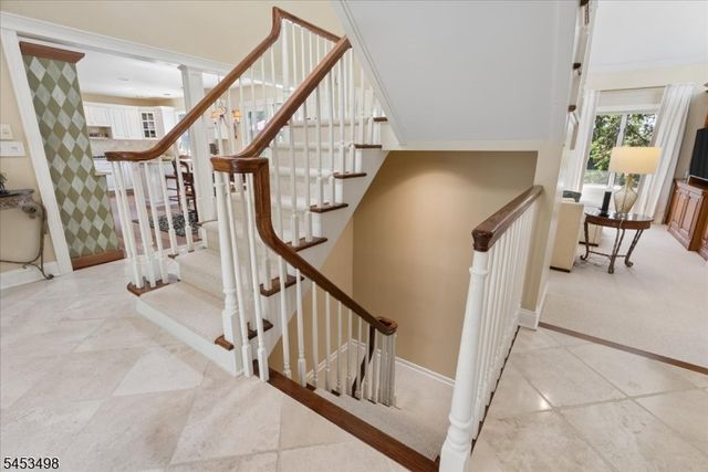 15 Copper Vail Ct, Montgomery Twp., NJ 08540