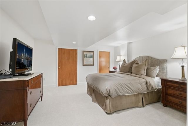 15 Copper Vail Ct, Montgomery Twp., NJ 08540