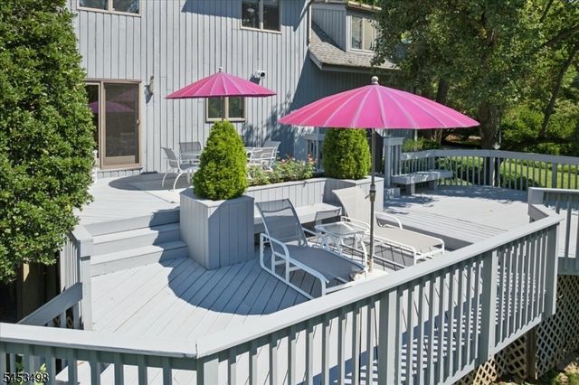 15 Copper Vail Ct, Montgomery Twp., NJ 08540