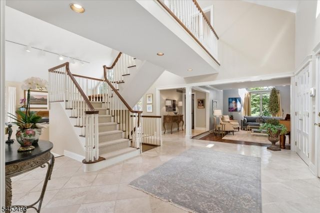 15 Copper Vail Ct, Montgomery Twp., NJ 08540