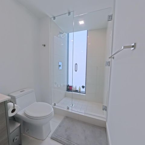 650 NE 32nd Street 1601, Miami, FL 33137