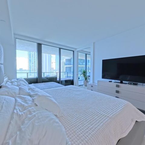 650 NE 32nd Street 1601, Miami, FL 33137