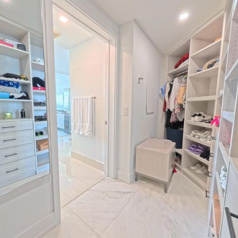 650 NE 32nd Street 1601, Miami, FL 33137