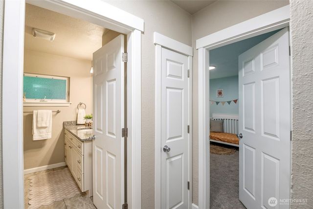 3711 S Cushman Avenue, Tacoma, WA 98418