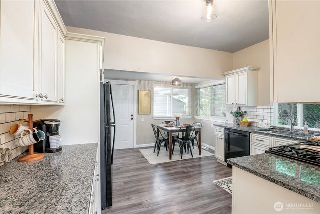 3711 S Cushman Avenue, Tacoma, WA 98418