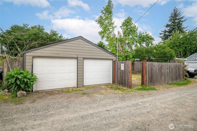 3711 S Cushman Avenue, Tacoma, WA 98418