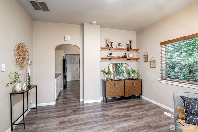 3711 S Cushman Avenue, Tacoma, WA 98418