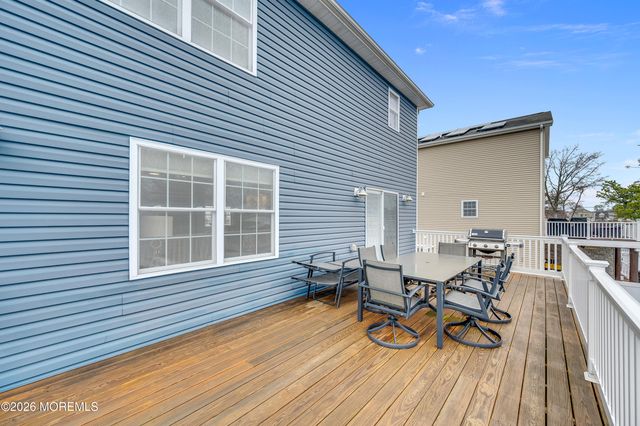 97 Bayview Drive, Brick, NJ 08723