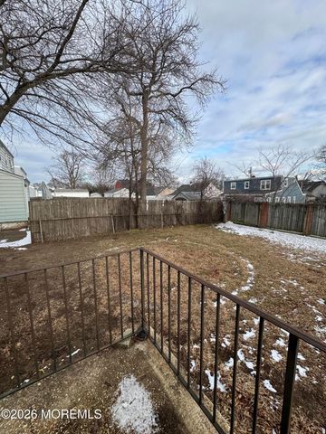 174 Seabreeze Way, Keansburg, NJ 07734