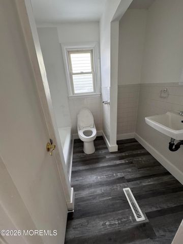 174 Seabreeze Way, Keansburg, NJ 07734