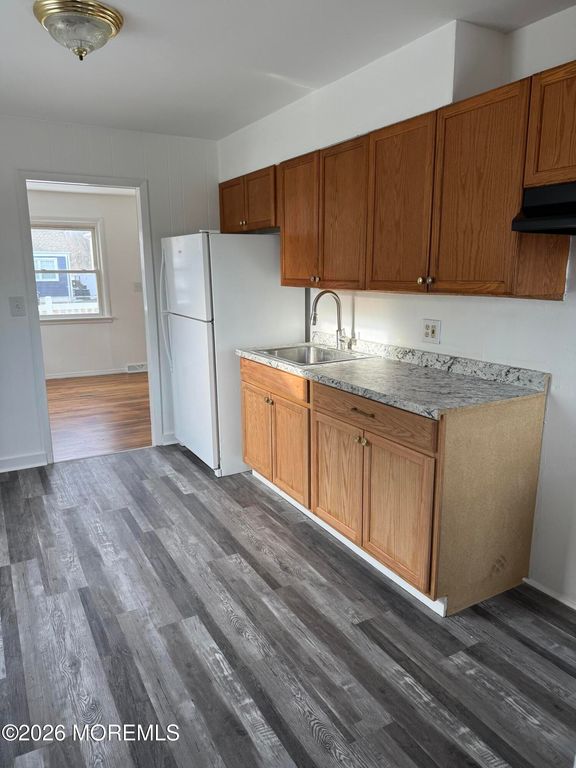 174 Seabreeze Way, Keansburg, NJ 07734