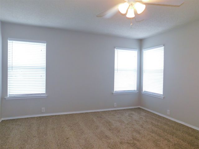 4204 Sonoma Drive, Denton, TX 76226