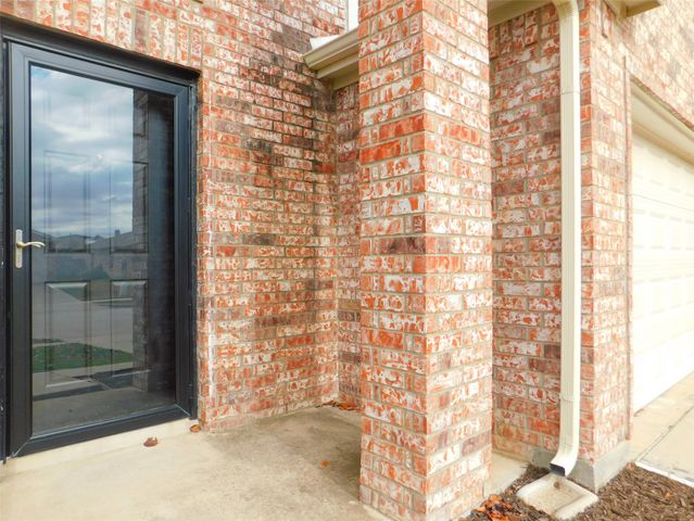 4204 Sonoma Drive, Denton, TX 76226
