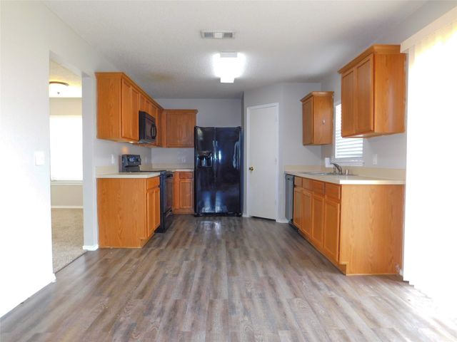 4204 Sonoma Drive, Denton, TX 76226