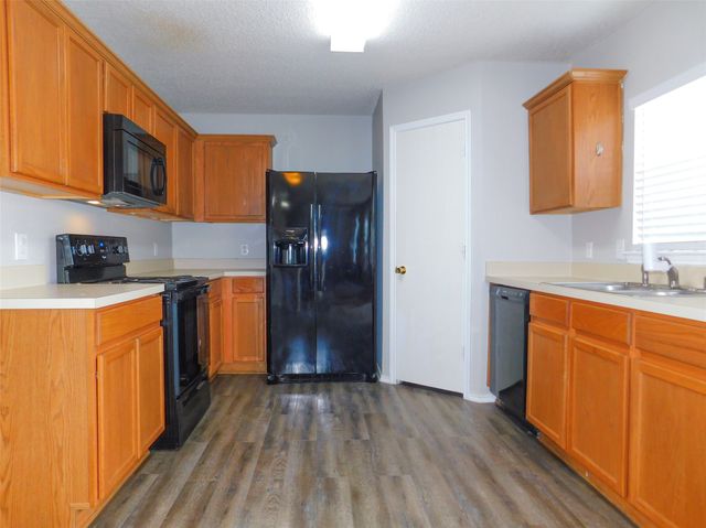 4204 Sonoma Drive, Denton, TX 76226