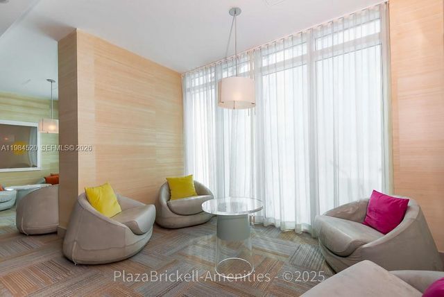 950 Brickell Bay Dr 4709, Miami, FL 33131