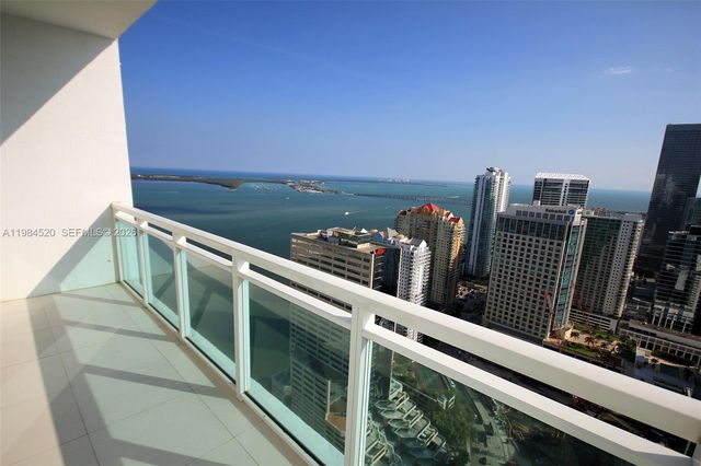 950 Brickell Bay Dr 4709, Miami, FL 33131