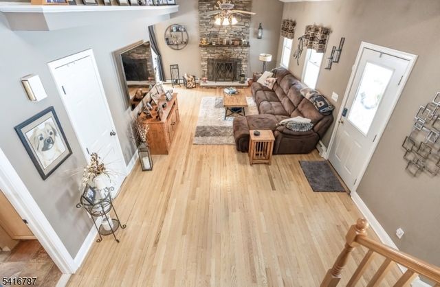 144 Chamberlain Rd, Jefferson Twp., NJ 07438