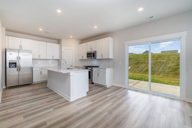 208 Goldfinch Rd, Mount Juliet, TN 37122