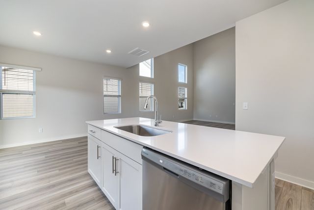 208 Goldfinch Rd, Mount Juliet, TN 37122