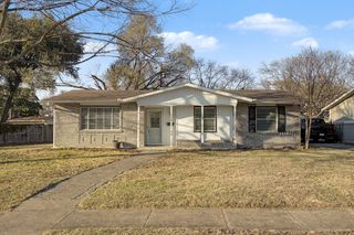 726 Silverstone Drive, Richardson, TX 75080