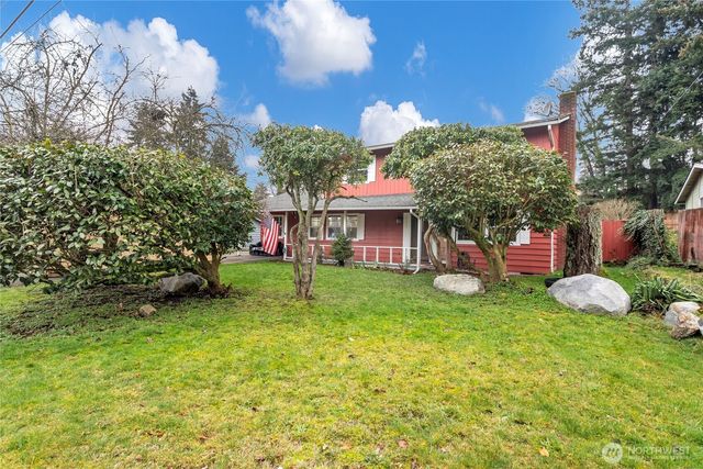 28461 26th Avenue S, Federal Way, WA 98003