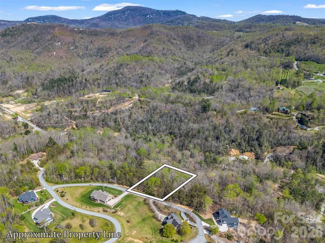 83 Sunny Morning Court, Hendersonville, NC 28792
