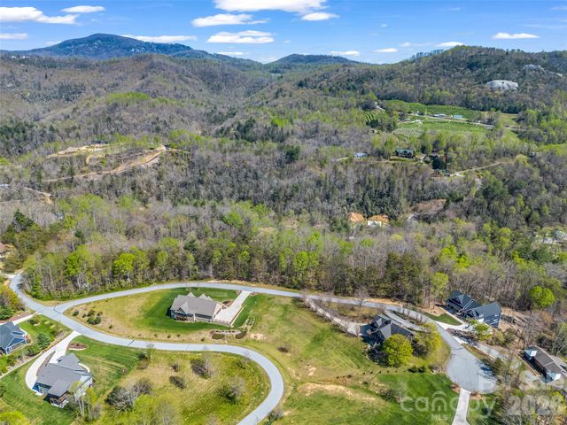 83 Sunny Morning Court, Hendersonville, NC 28792