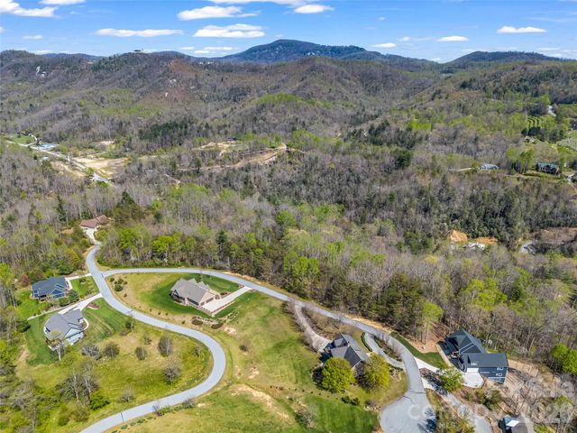 83 Sunny Morning Court, Hendersonville, NC 28792