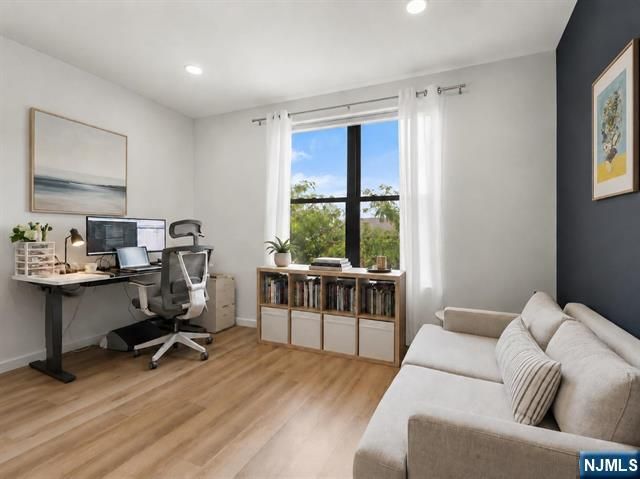 24 Ave At Port Imperial 205, West New York, NJ 07093