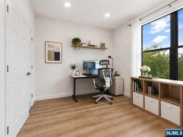 24 Ave At Port Imperial 205, West New York, NJ 07093