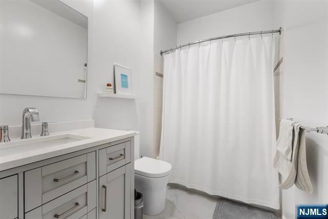 24 Ave At Port Imperial 205, West New York, NJ 07093