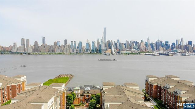 24 Ave At Port Imperial 205, West New York, NJ 07093
