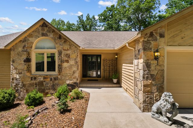 45 Markham Ter, Crossville, TN 38558