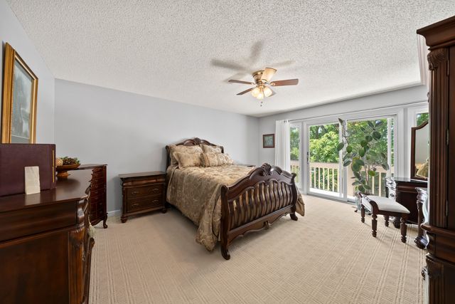 45 Markham Ter, Crossville, TN 38558