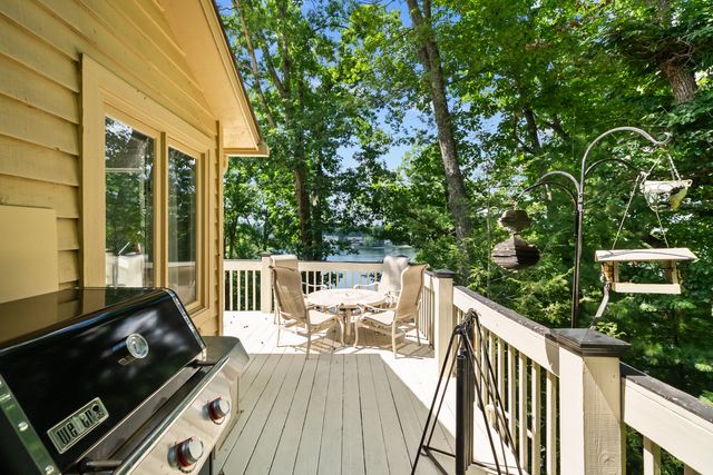 45 Markham Ter, Crossville, TN 38558