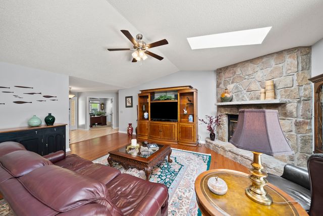 45 Markham Ter, Crossville, TN 38558
