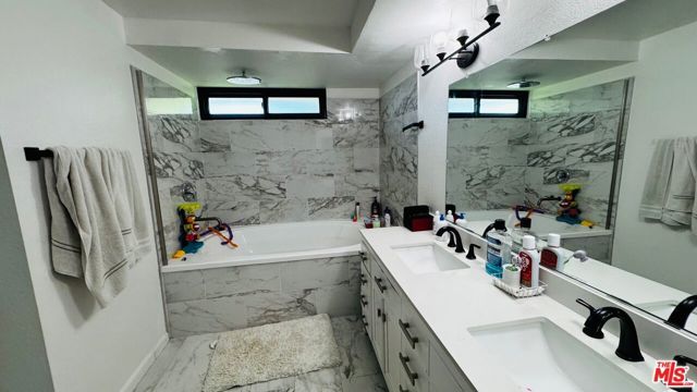 6479 Bradley Place, Los Angeles, CA 90056