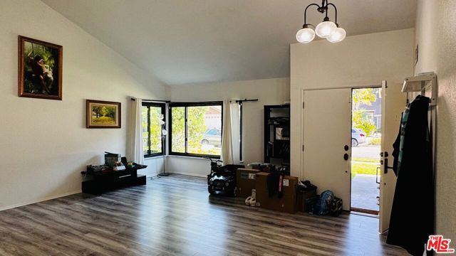 6479 Bradley Place, Los Angeles, CA 90056