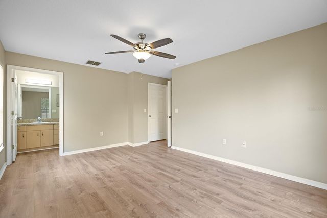 2106 PLEASANT VIEW AVENUE, Ruskin, FL 33570