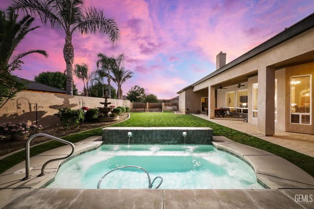 15553 Joseph Phelps Avenue, Bakersfield, CA 93314