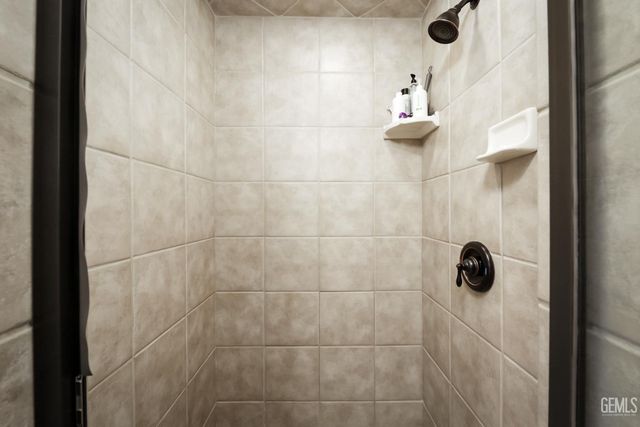 15553 Joseph Phelps Avenue, Bakersfield, CA 93314