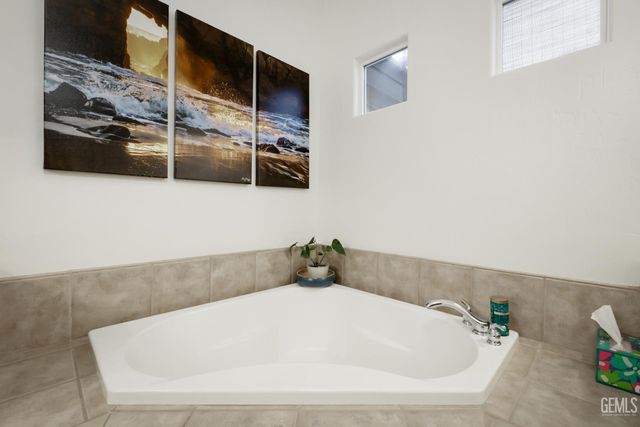 15553 Joseph Phelps Avenue, Bakersfield, CA 93314