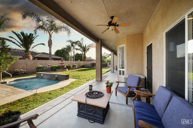 15553 Joseph Phelps Avenue, Bakersfield, CA 93314