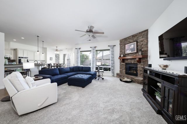 15553 Joseph Phelps Avenue, Bakersfield, CA 93314