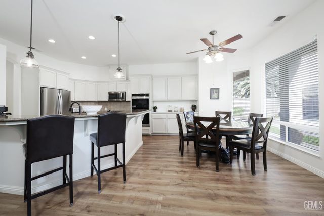 15553 Joseph Phelps Avenue, Bakersfield, CA 93314