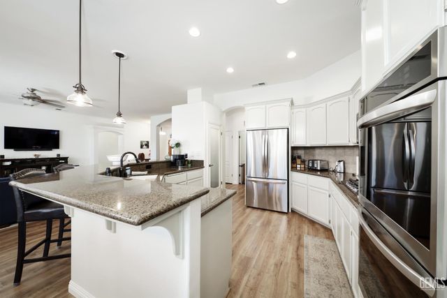 15553 Joseph Phelps Avenue, Bakersfield, CA 93314