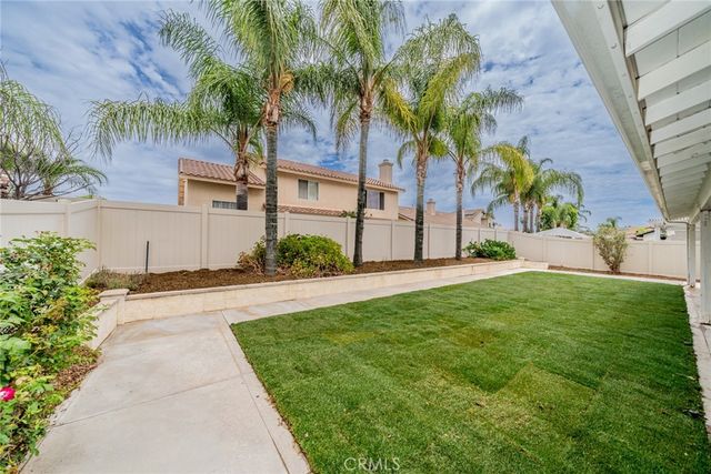 24320 Calle Estancia, Murrieta, CA 92562