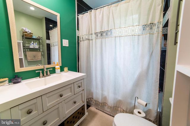 513 SHADYSIDE AVE, Lindenwold, NJ 08021