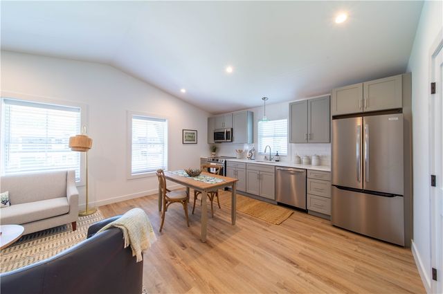 32 Exchange Street 100, East Greenwich, RI 02818